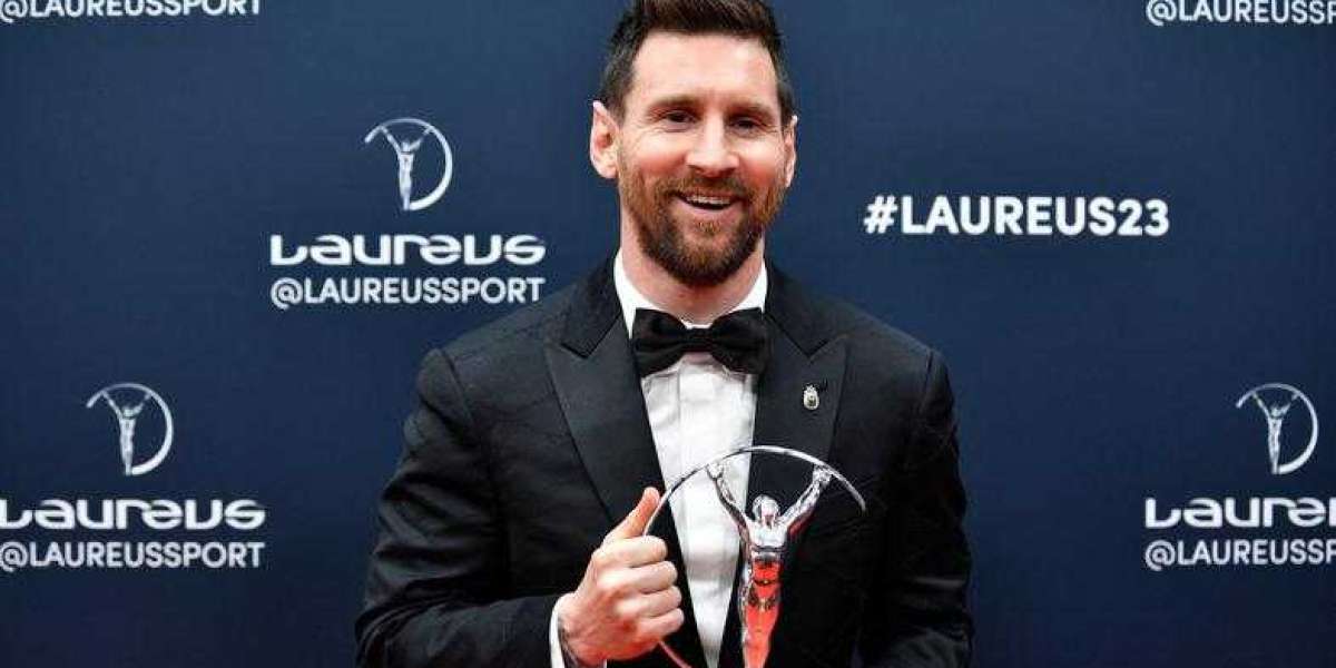 Messi den Laureus-Award als Sportler des Jahres