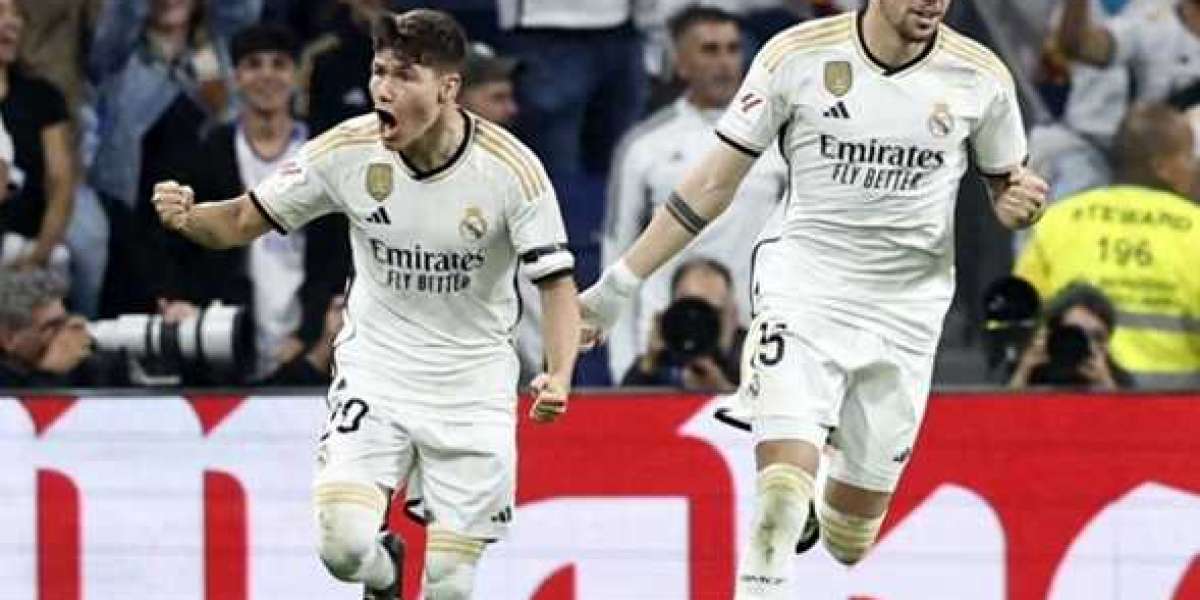24-letni genij Real Madrida je izbruhnil in dosegel dva zadetka