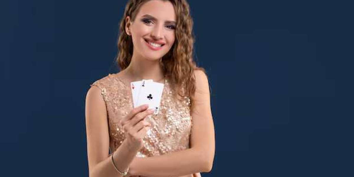 The Fun and Exciting Card Game That You Can Play Anytime, Anywhere